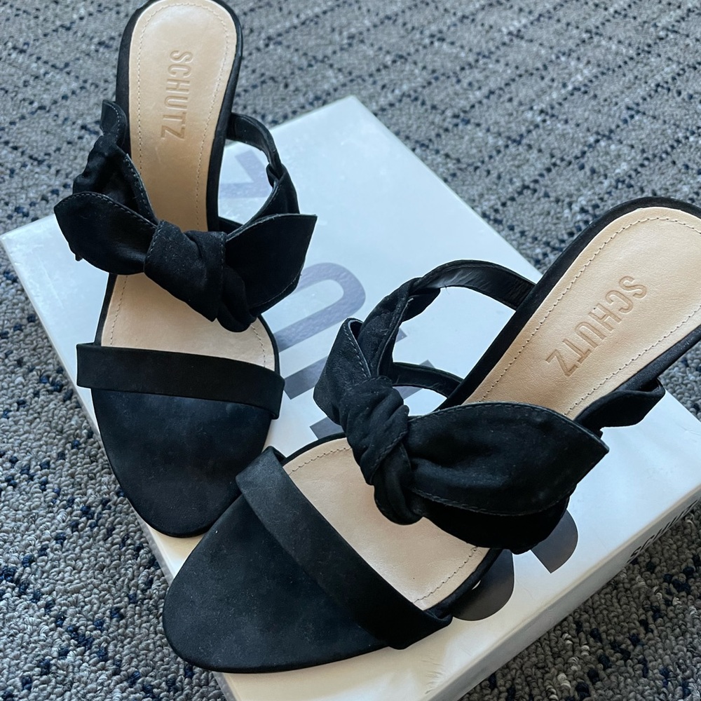 SCHUTZ BLACK SANDAL